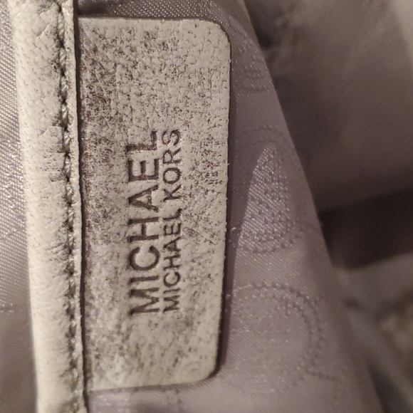 MK hobo shimmery bag - Picture 5 of 8